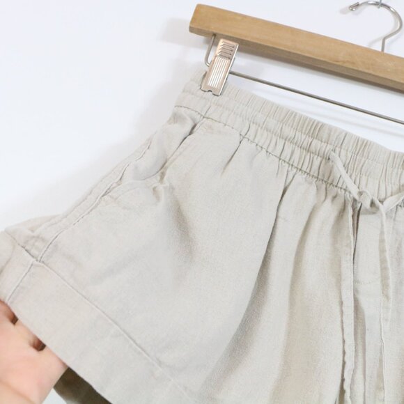 *Old Navy Beige Linen Blend Shorts - Picture 3 of 5